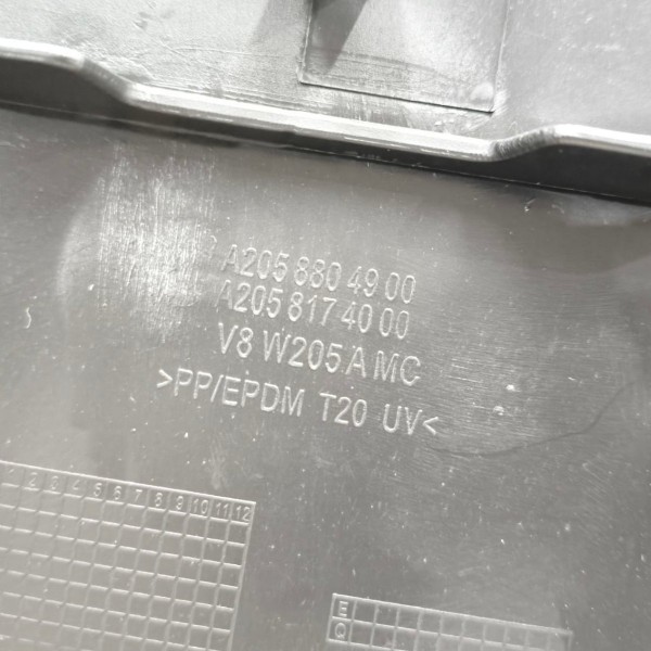 Moldura Placa Dianteira Mercedes C180 C200 2015 2016 A 2018 Preto