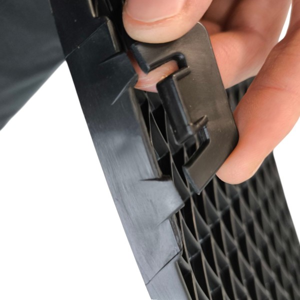 Grade Parachoque Inferior Direita C180 C200 2011 2012 A 2014 Preto Fosco