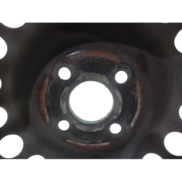 Roda Ferro Aro 15 Gm 15x6jh2 Com Leve Amassado 4 Furos Preto