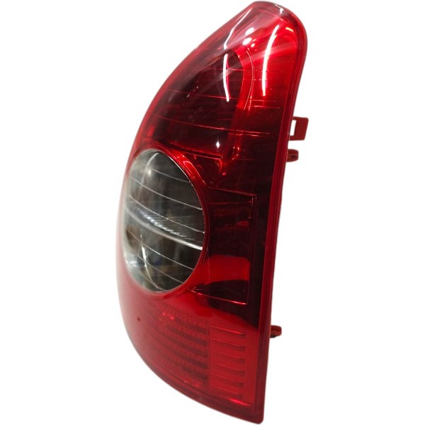 Lanterna Direita Renault Clio 2003 2004 2005 A 2012 Fitam Direito/passageiro Vermelho