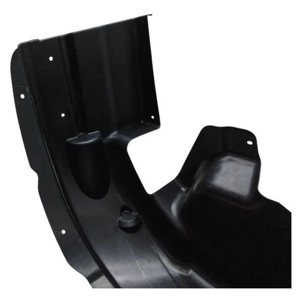 Parabarro Traseira Esquerda Fiat Toro 2016 2017 2018 A 2021