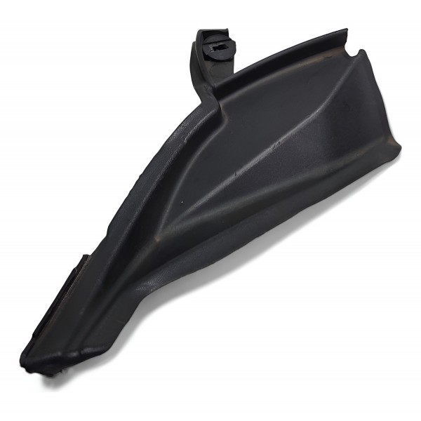 Acabamento Esquerdo Churrasqueira Parabrisa Fiat Toro 2023