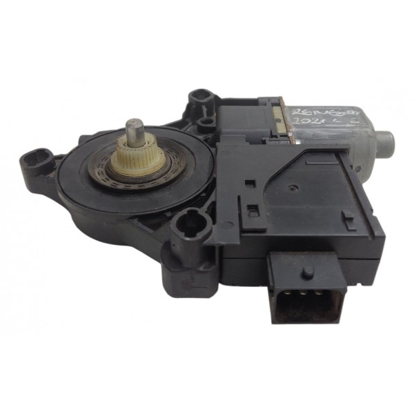 Motor Máquina Vidro Dianteira Esquerda Renegade 2016 A 2022