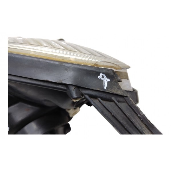 Farol Direito Chery Tiggo 2009 2010 2011 2012 2013 Cromado Direito/passageiro