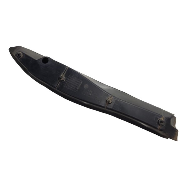 Acabamento Paralama Dianteiro Direito Mercedes C180 2012