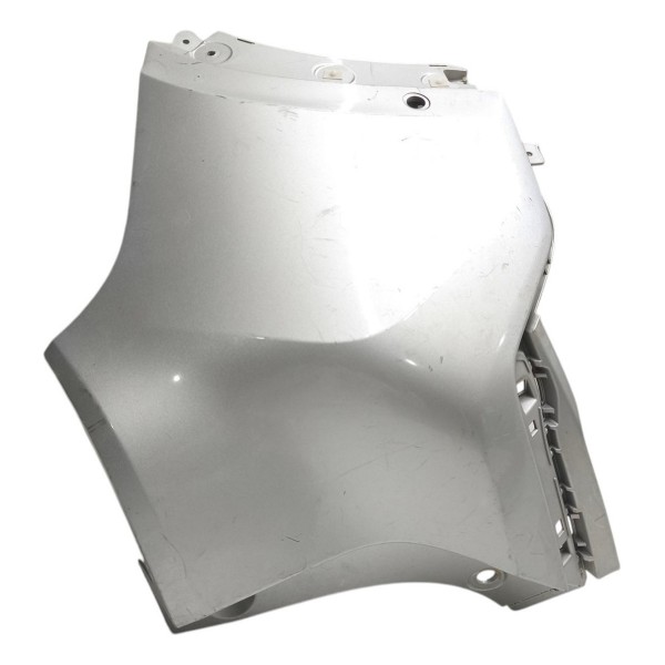 Ponteira Traseira Direita Chevrolet Tracker 2020 2021 2022 Cinza