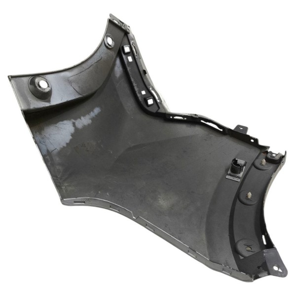 Ponteira Traseira Direita Chevrolet Tracker 2020 2021 2022 Cinza