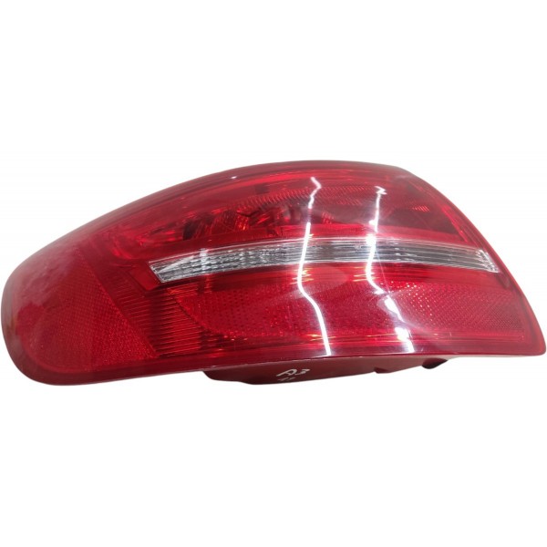 Lanterna Esquerda Audi A3 Sportback 2009 A 2013 Led No Pisca Esquerdo/motorista Vermelho