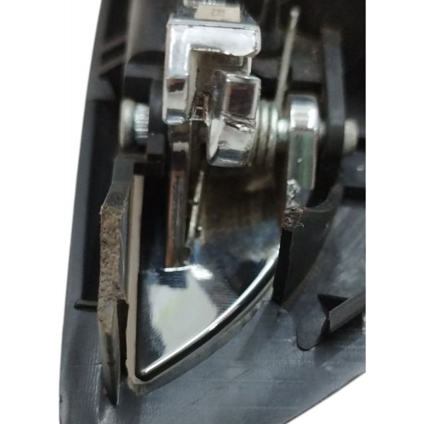 Maçaneta Interna Dianteira Esquerda Gm Cruze 2014 2015 Cromado