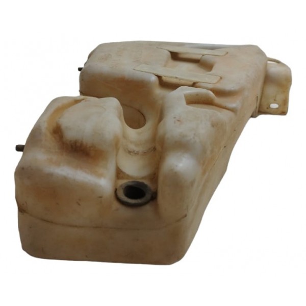 Reservatorio Agua Parabrisa Fiesta 1996 1997 1998 1999 2000