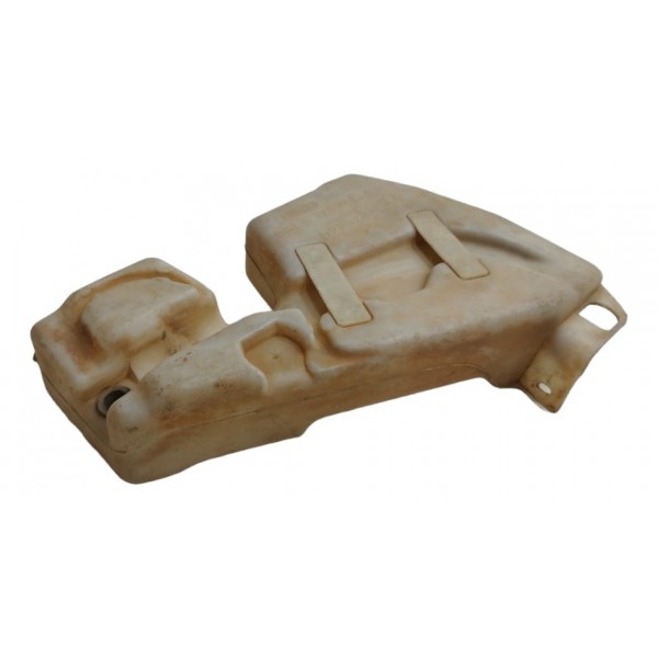 Reservatorio Agua Parabrisa Fiesta 1996 1997 1998 1999 2000