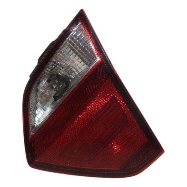 Lanterna Tampa Traseira Direito Vw Voyage 2013 2014 A 2017 Direito/passageiro Vermelho