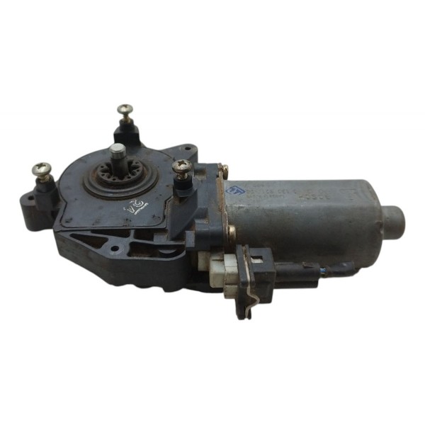 Motor Máquina Vidro Dianteira Direita Vw Gol G3 1999 A 2005