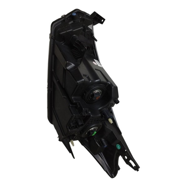 Farol Direito Nissan Kicks 2017 2018 2019 2020 Sem Led Orig Direito/passageiro