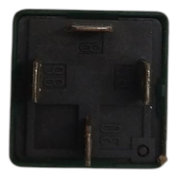 Relé Auxiliar Motor Partida Chevrolet Corsa 1999 2000 A 2004