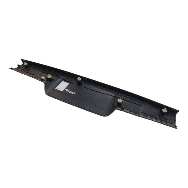 Acabamento Tampa Traseira Superior Kia Sportage 2012 2013 Preto