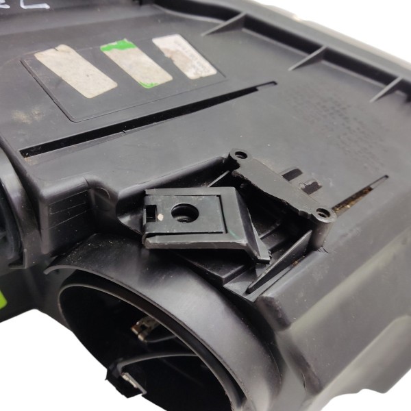 Farol Esquerdo Vw Polo Virtus 2018 2019 2020 Mascara Negra Esquerdo/motorista