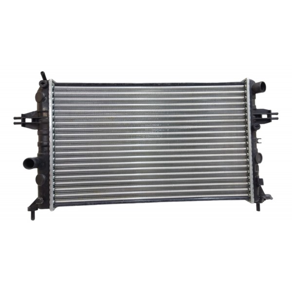 Radiador Agua Chevrolet Vectra 1999 2000 2001 A 2009 Com Ar