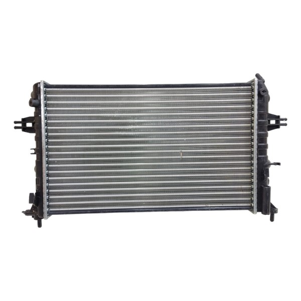 Radiador Agua Chevrolet Vectra 1999 2000 2001 A 2009 Com Ar