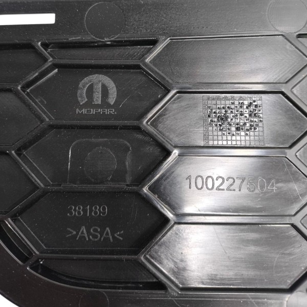 Grade Inferior Parachoque Dianteiro Fiat Mobi 2017 A 2022 Preto Fosco