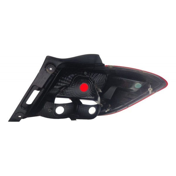 Lanterna Traseira Esquerda Chevrolet Onix 2013 2014 A 2019  Vermelho