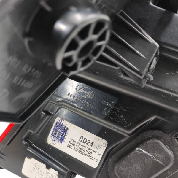 Lanterna Traseira Canto Hyundai Hb20 2023 2025 Sem Led Hatch Esquerdo/motorista Vermelho