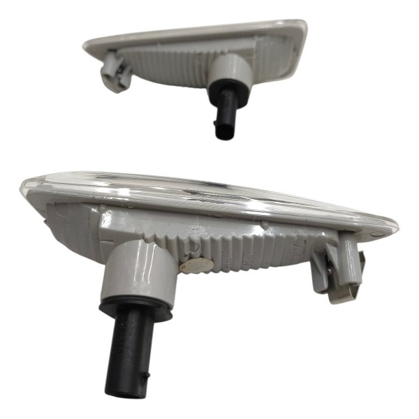 Par Pisca Paralama Gm Onix Tracker Montana 2020 2021 A 2024 Direito Cristal