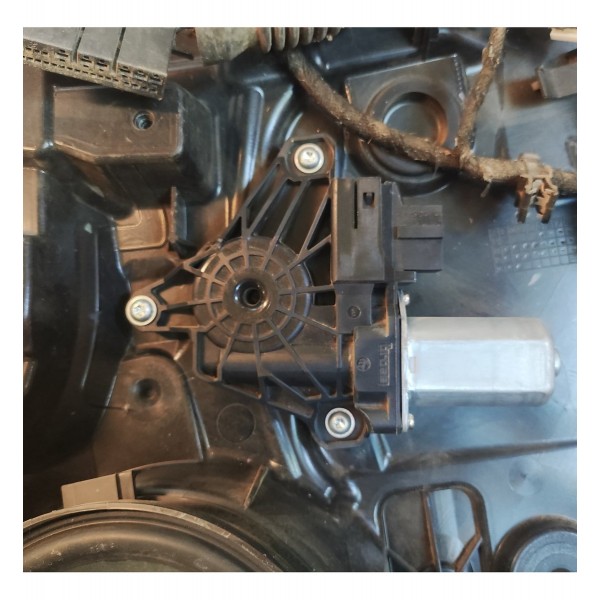 Máquina Vidro Traseira Direita Gla200 2014 2015 2016 A 2018