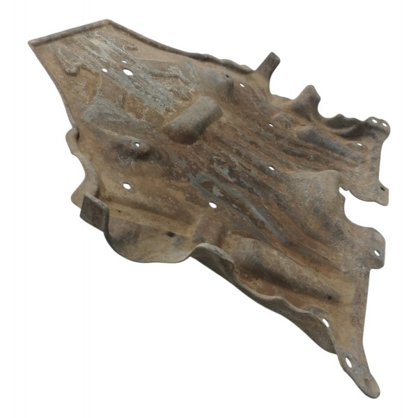 Protetor Carte Peito Aço Mercedes C180 C200 2009 2010 A 2014