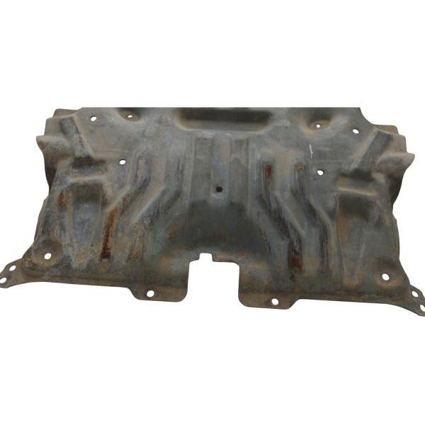 Protetor Carte Peito Aço Mercedes C180 C200 2009 2010 A 2014