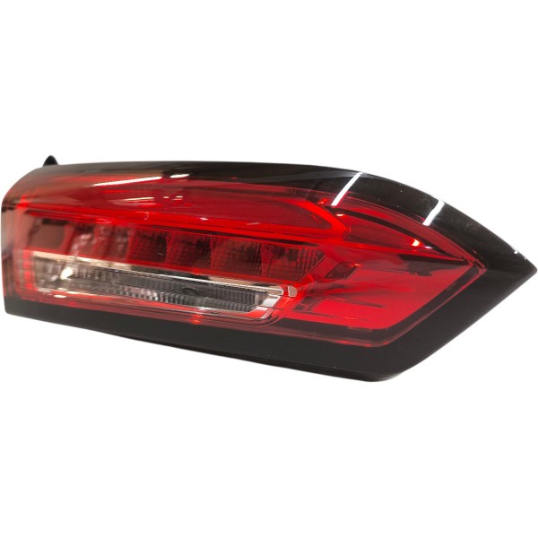 Lanterna Tampa Porta Mala Esquerda Fiat Cronos 2018 A 2022 Esquerdo/motorista Vermelho