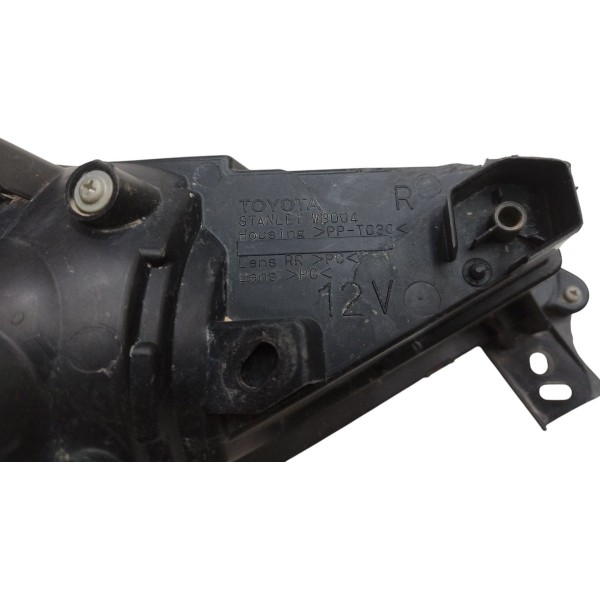 Refletor Lanterna Direita Toyota Hilux Sw4 2016 2017 A 2019 Direito/passageiro