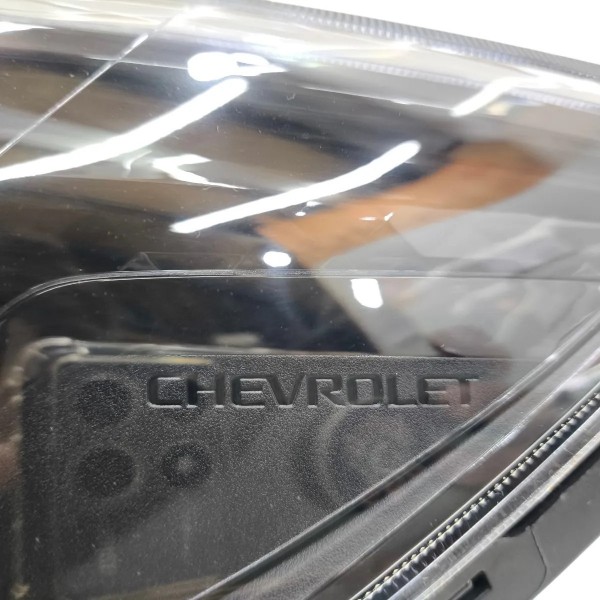 Par Farol Chevrolet Onix Rs 2020 A 2025 Mascara Negra Ambos Lados