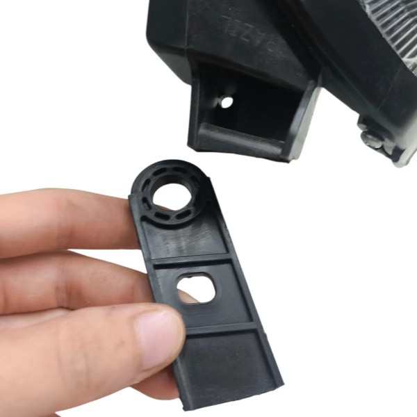 Farol Direito Nissan Frontier Elétrico 2017 2018 2019 A 2021 Direito/passageiro