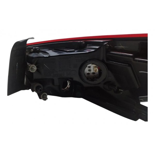 Lanterna Traseira Esquerda Gm Onix 2020 2021 2022 2023 Esquerdo/motorista Vermelho