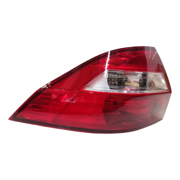 Par Lanterna Traseira Prisma Cristal 2007 2008 2009 A 2012 Vermelho