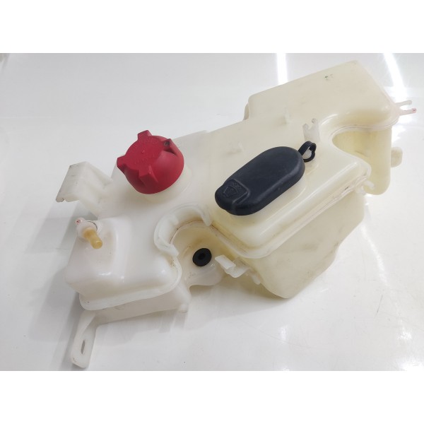 Reservatório Partida Fria Parabrisa Renault Kwid 2016 Á 2021