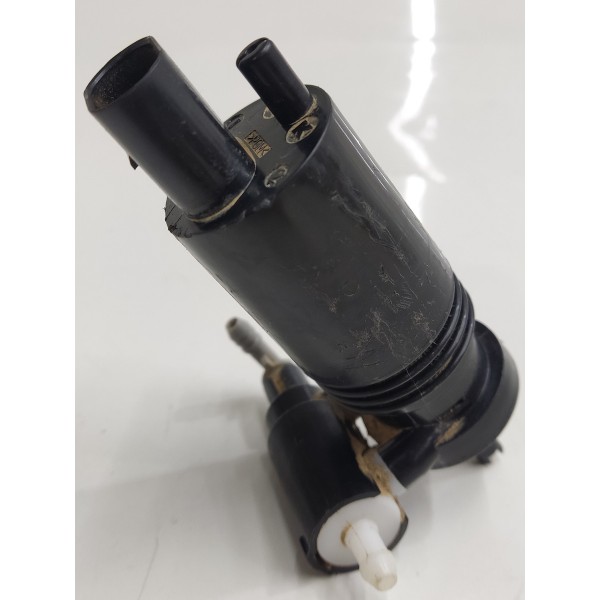 Bomba Esguicho Água Parabrisa Mercedes Gla 200 2012 A 2016