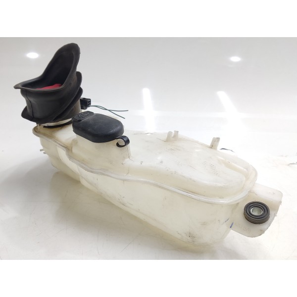 Reservatório Água Combustível Renault Logan 2019 2020 2021