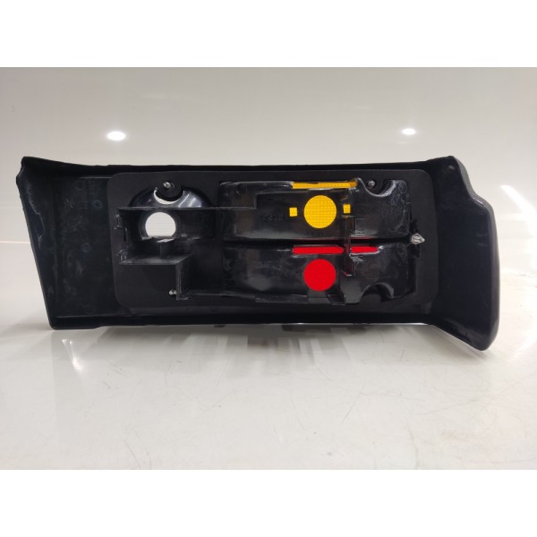 Lanterna Traseira Esquerda Volkswagen Voyage 1991 A 2000 Esquerdo Tricolor