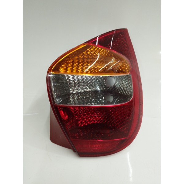 Lanterna Direita Fiat Palio 2001 2002 2003 2004 2005 2006 Direito Tricolor