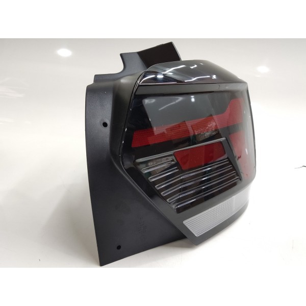 Lanterna Traseira Direita Volkswagen Polo 2022 2023 Direito Preto