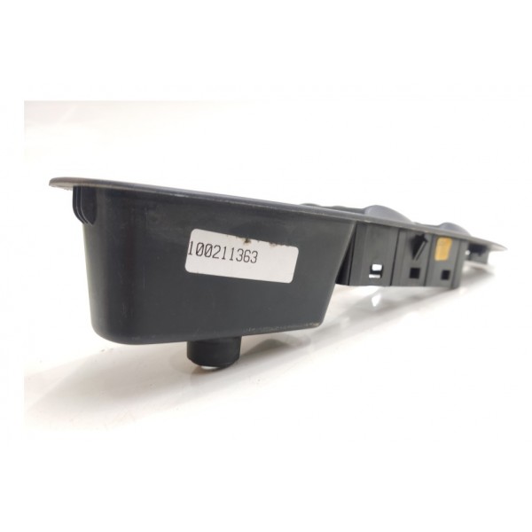 Moldura Comando Vidro Elétrico Fiat Punto 2013 2014 Á 2016