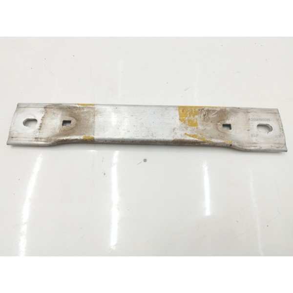 Travessa Suporte Traseiro Carroceria Mercedes Gla200 Gla250