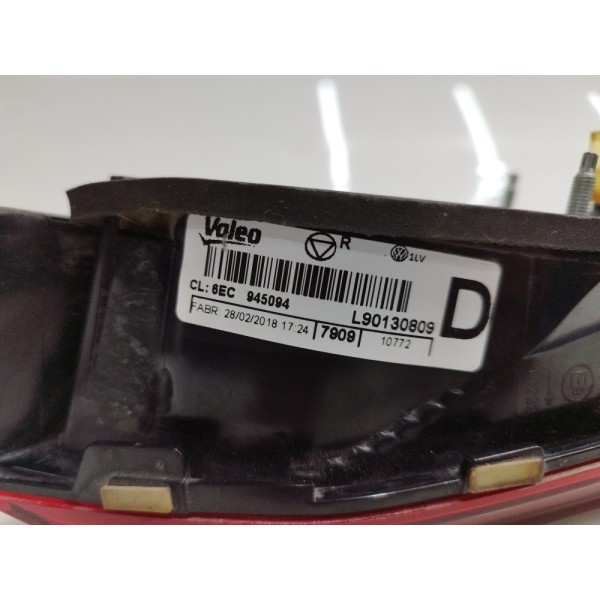 Lanterna Direita Tampa Traseira Virtus 2018 2019 2020 2021 Direito Vermelho