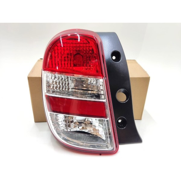 Par Lanterna March 2011 2012 2013 2014 Ambos Lados Vermelho