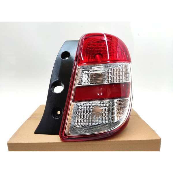 Lanterna Traseira Direita Nissan March 2011 2012 2013 2014 Direito