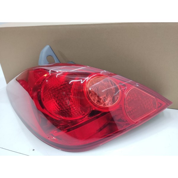 Par Lanterna Nissan Tiida Hatch 2009 2010 2011 2012 A 2015 Esquerdo