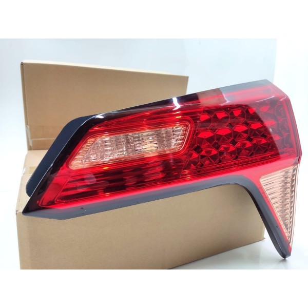 Lanterna Direita Tampa Traseira Honda Hrv 2015 2016 A 2018 Direito