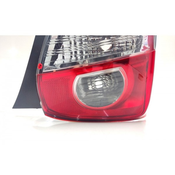 Par Lanterna Traseira Toyota Etios Hatch 2013 2014 2015 2016 Direito Vermelho